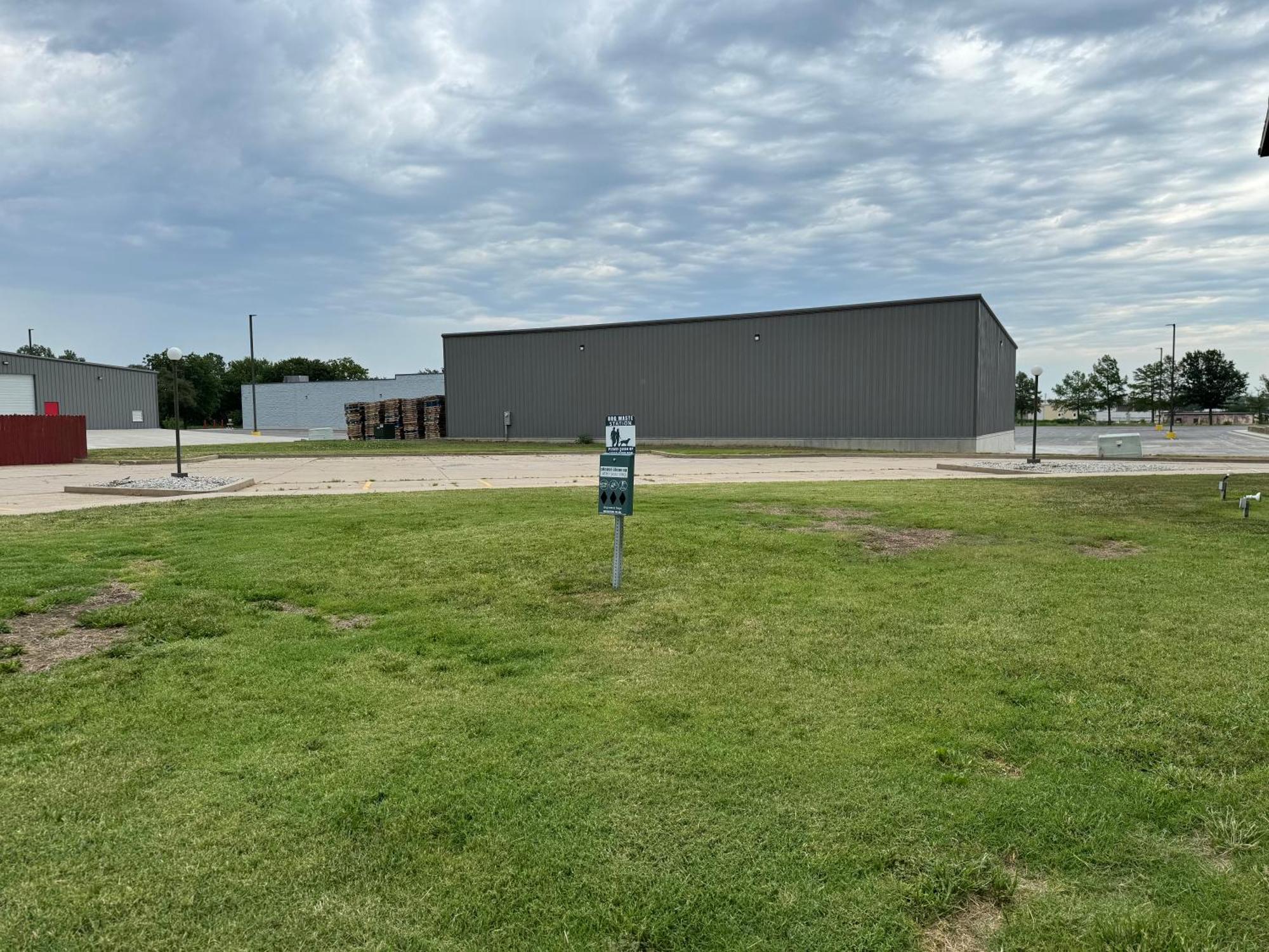独立村速8酒店 Independence 外观 照片